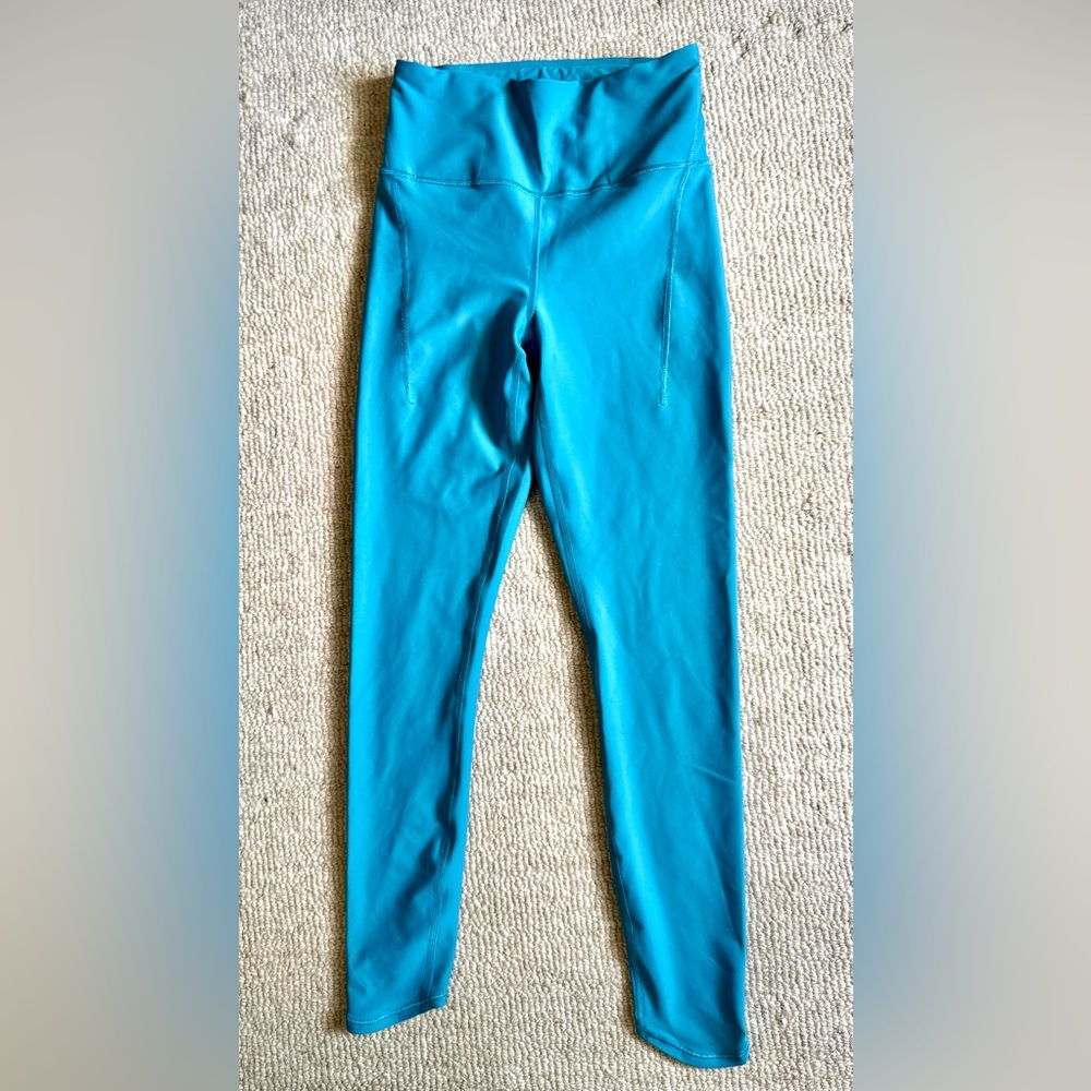 Athleta Turquoise Pacesetter 7/8 Leggings View 2